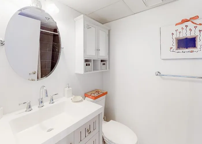 Waikiki 102 Holiday home *